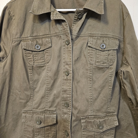 Relativity Woman’s Army‎ Olive Green Military Style Jacket size 2X button front - Picture 2 of 7